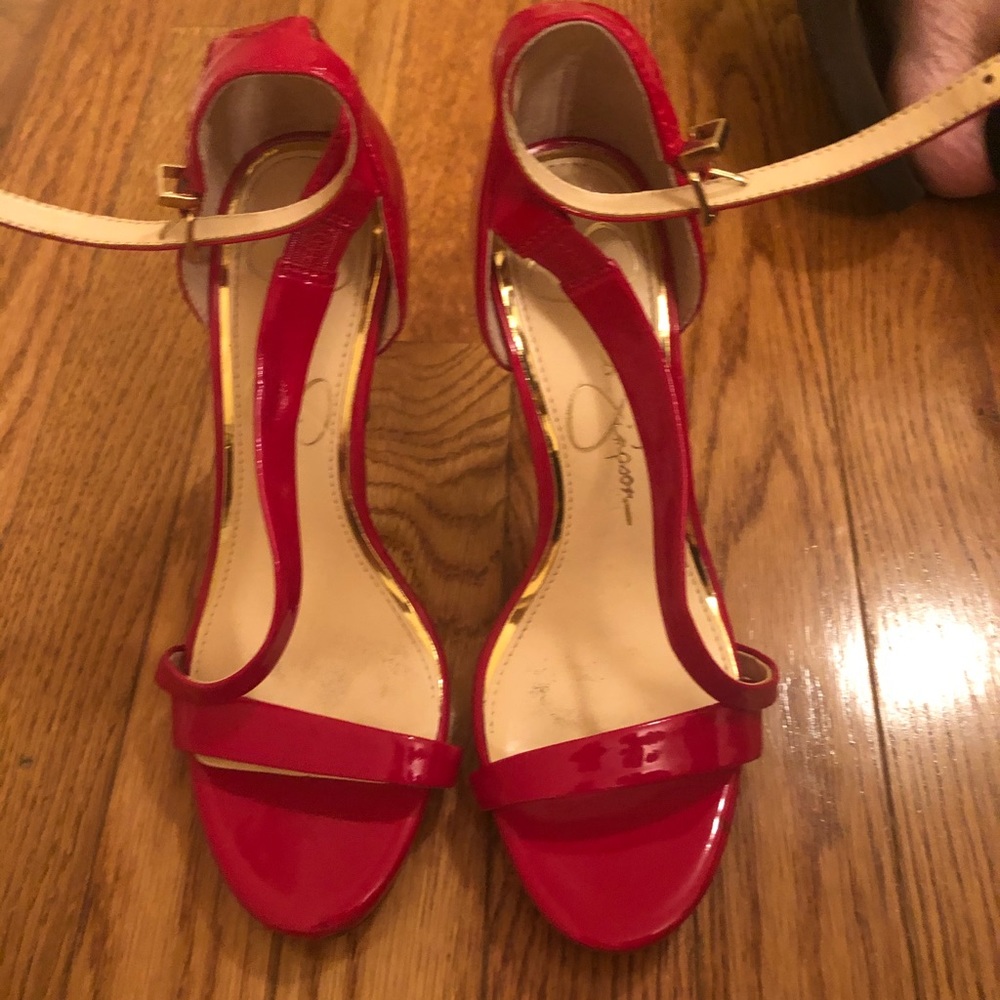 High heels - Picture 2 of 2